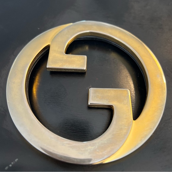 Vintage Gucci Clutch - 1970s Blondie Black Leather w/ Gold Metal GG logo - Picture 7 of 7